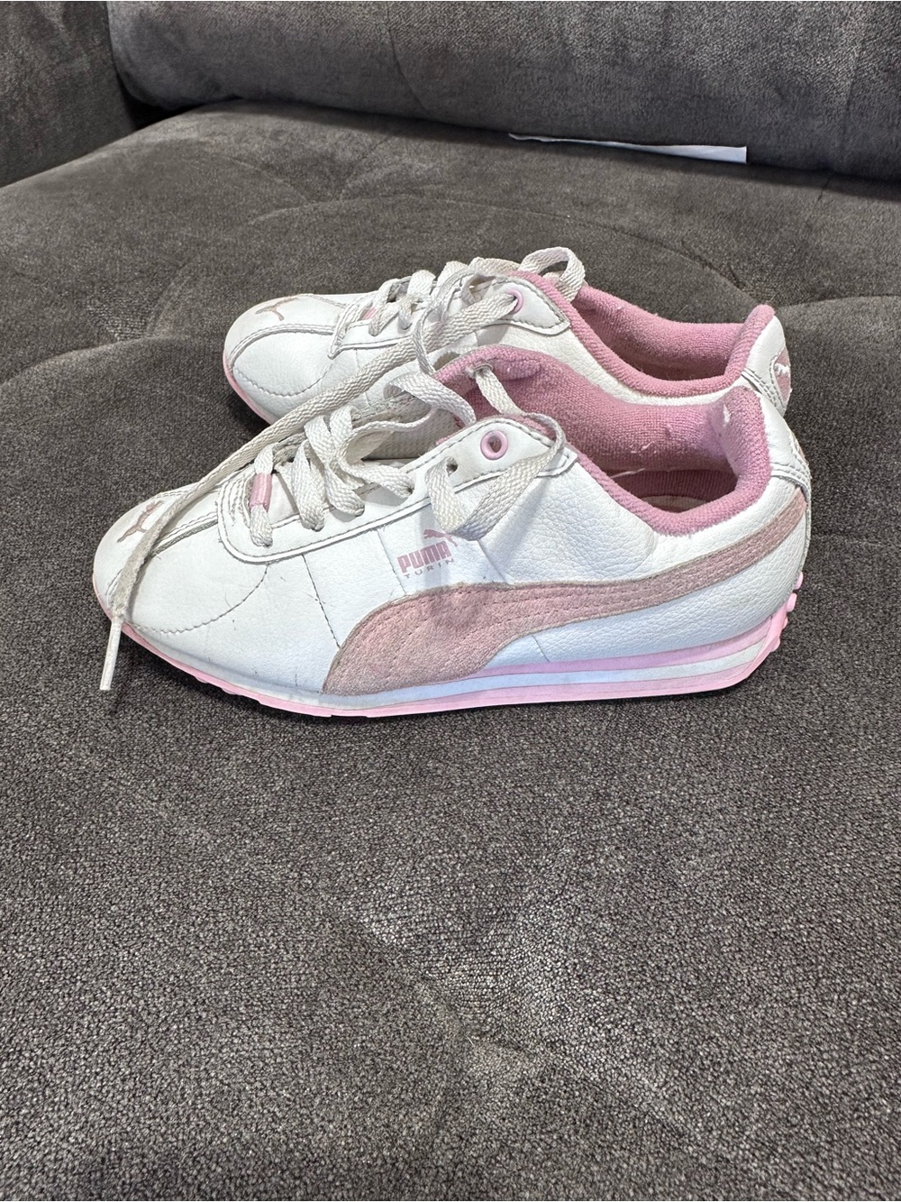 Puma Turin Sneakers – White/Pink – Girls 13.5 (EU 34.5), Good Cond.
